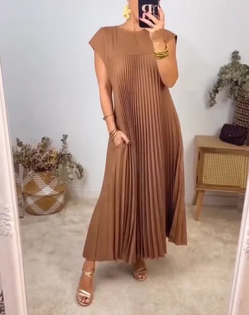 Jolijn  Şıklığı ve Konforu Buluşturan Zamansız Elbise